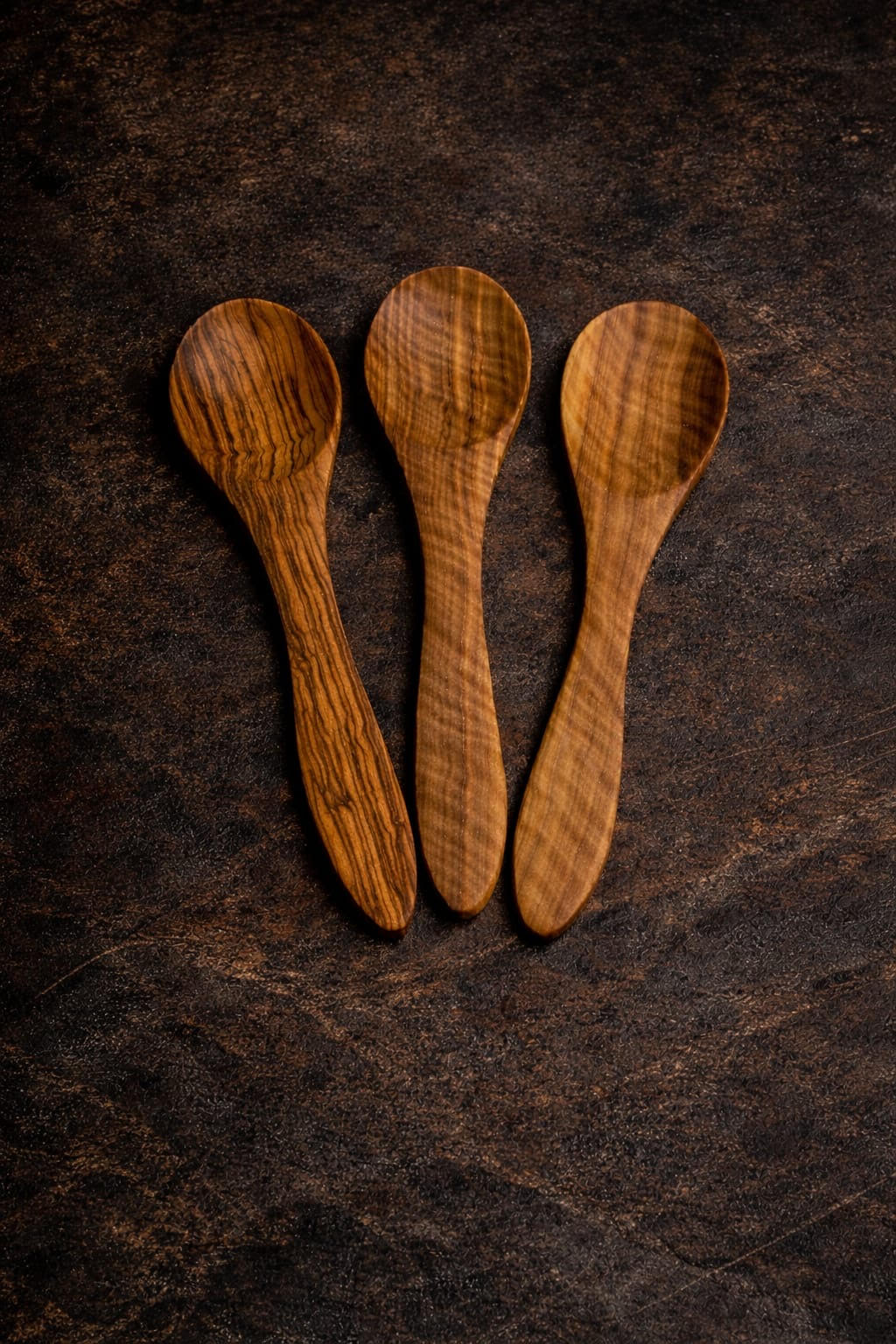 Kochlöffel aus Olivenholz – Handarbeit aus Griechenland